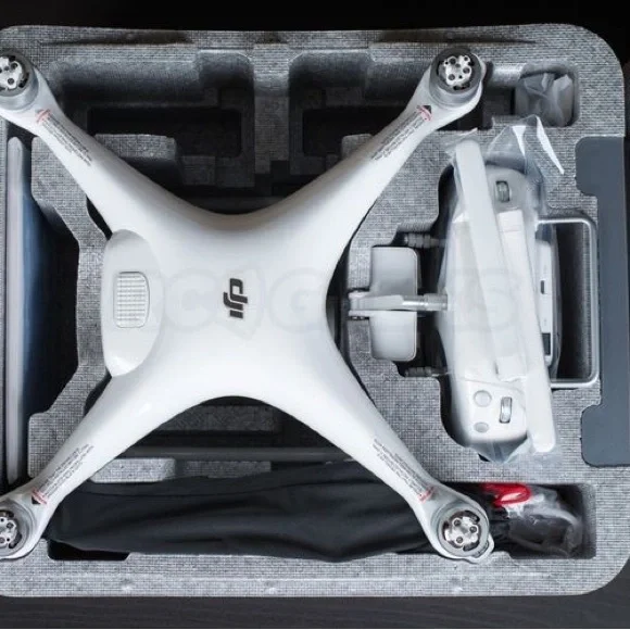 DJI Phantom 4 - Picture 3 of 3